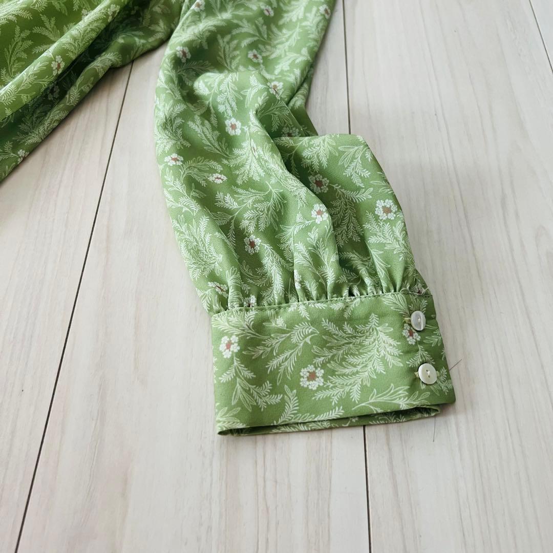 タグ付き　ローラアシュレイ　長袖ワンピース　ボウタイ　ベルト　花柄　総柄　42