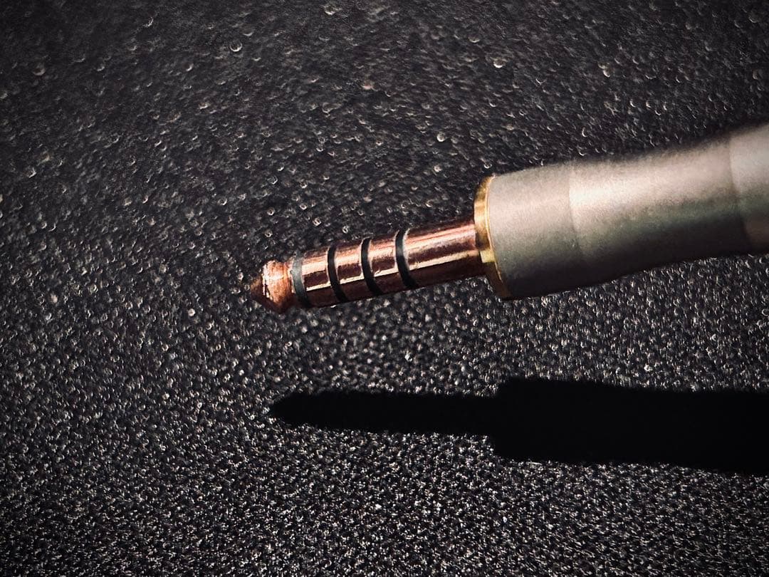 ArkGenesis EVO CINQBES limited 2ピン4.4㎜