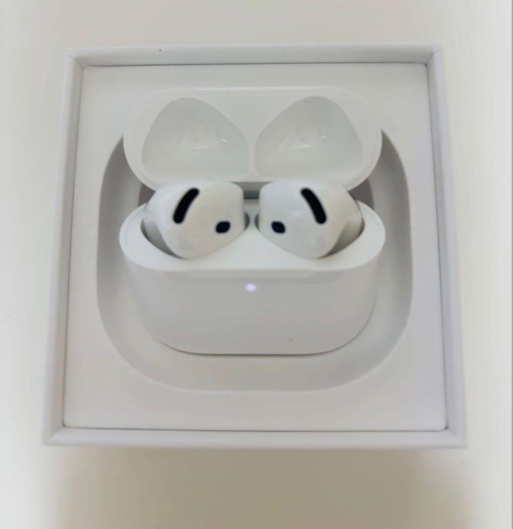 ★　AirPods4 超美品