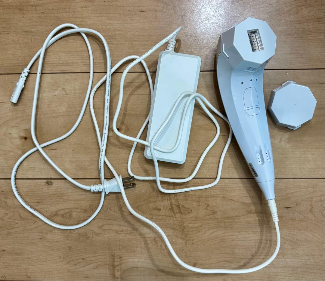 レディッチトリプロ　LEDitch Tri-Pro LED美顔器