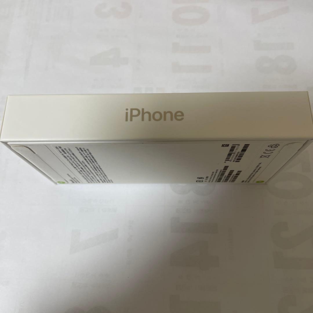 き*ん様 新品未開封　iPhone SE 本体　64GB Model A2782