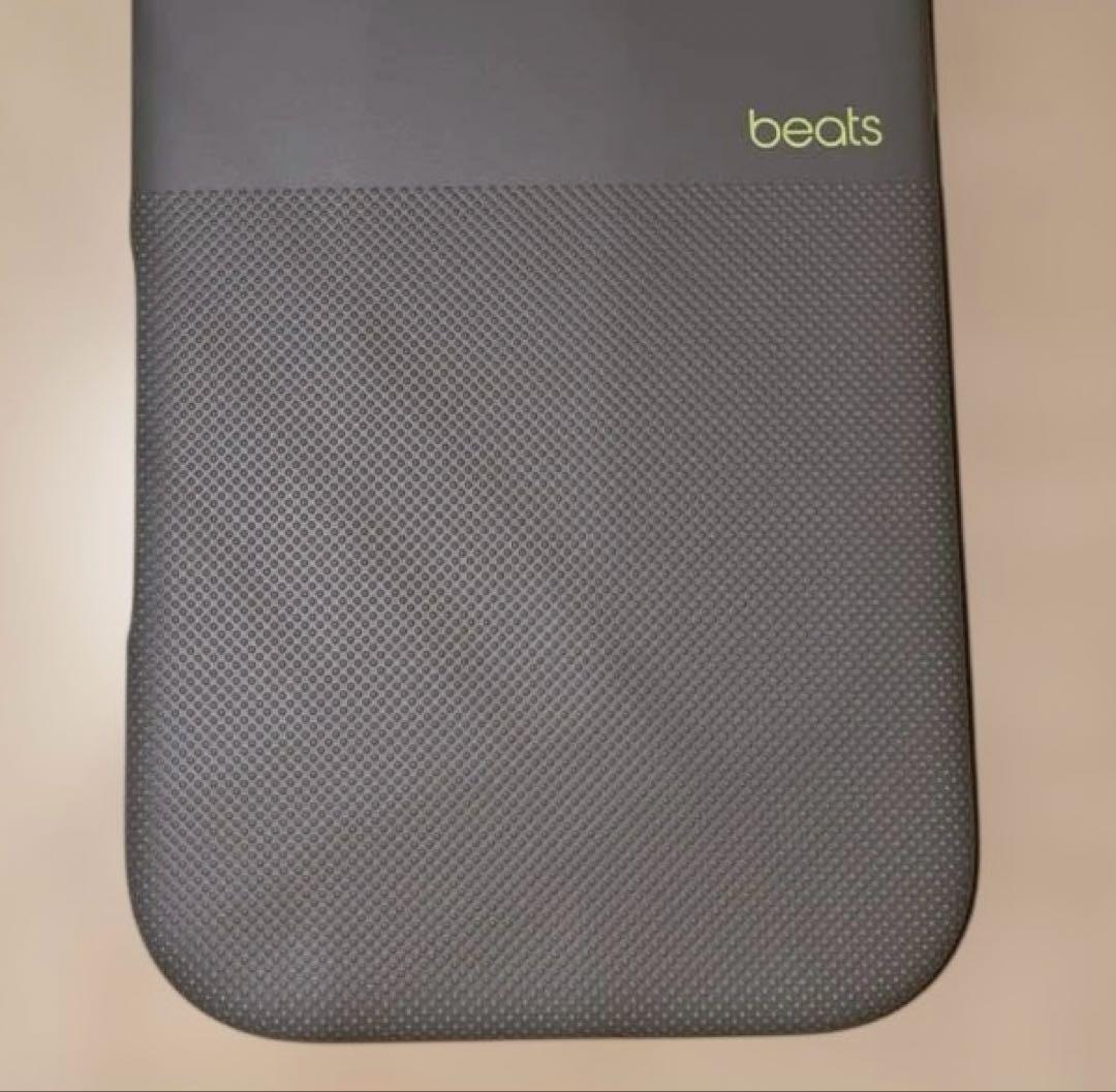 Beats iPhone 17 ケース　アルパイングレイ
