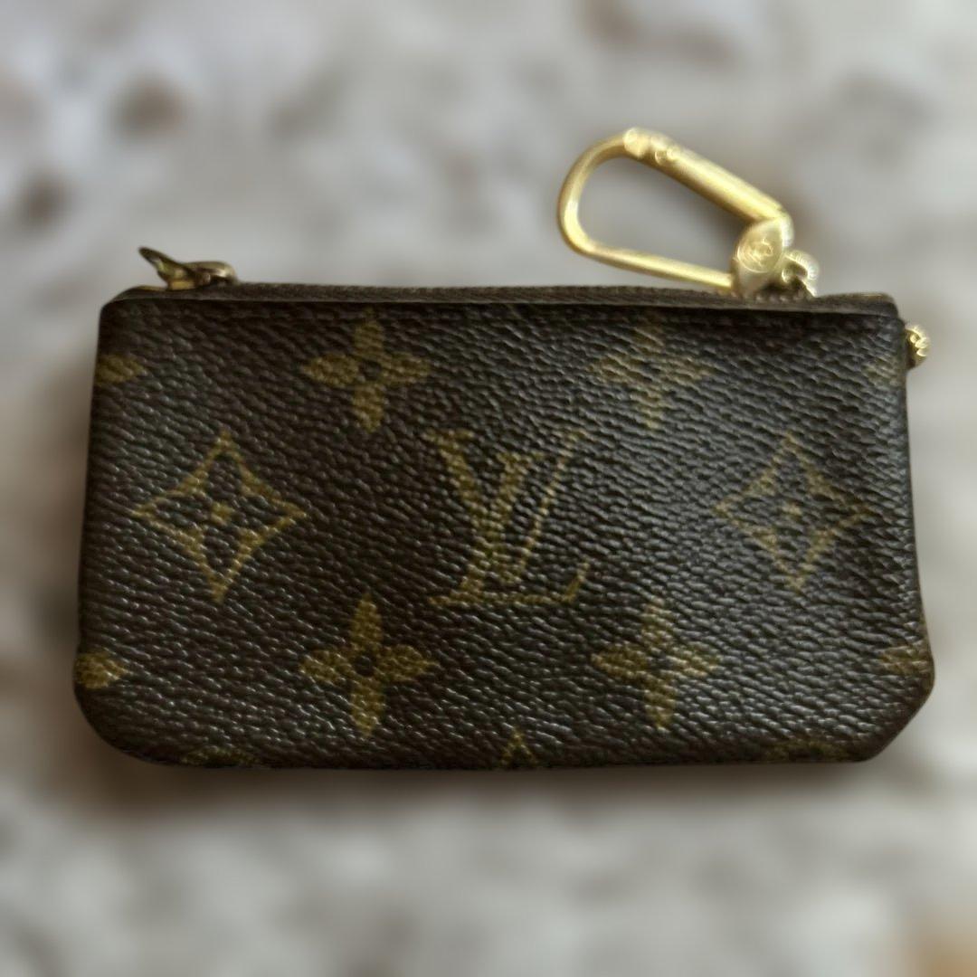 ルイヴィトン ケース