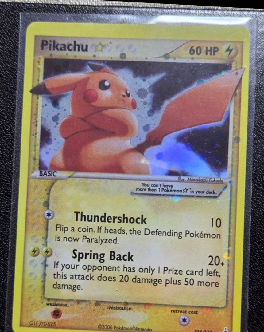 ポケモンカード　ピカチュウ　 海外版