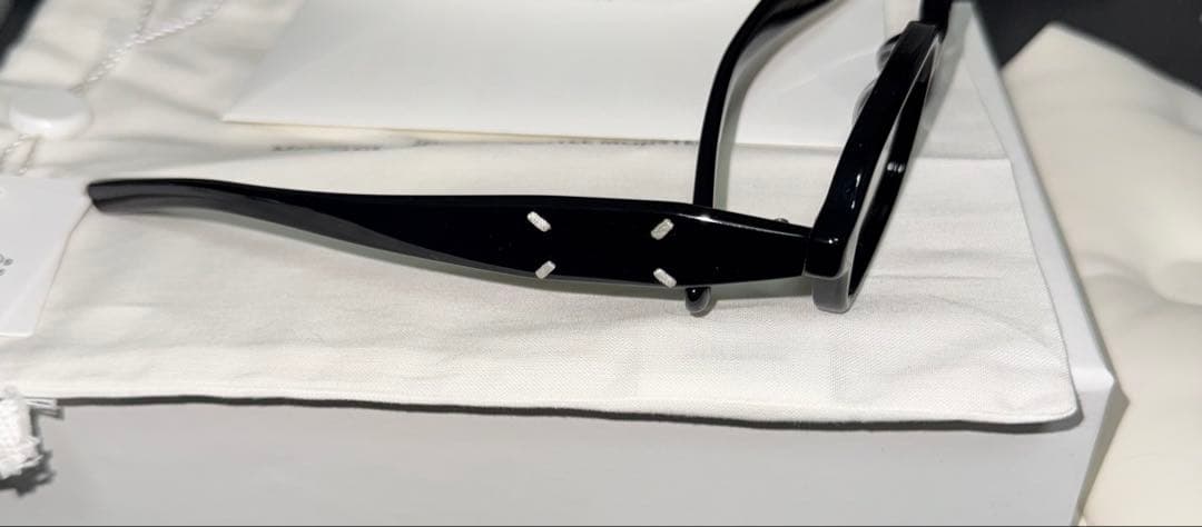 小物 GENTLE MONSTER Maison Margiela MM210