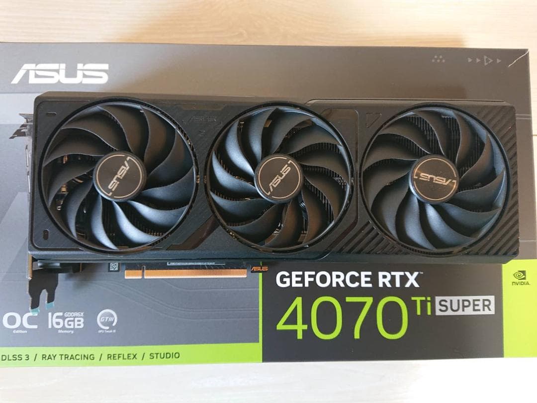 グラフィックボード・グラボ・ビデオカード ASUS GEFORCE RTX 4070Ti SUPER 16GB