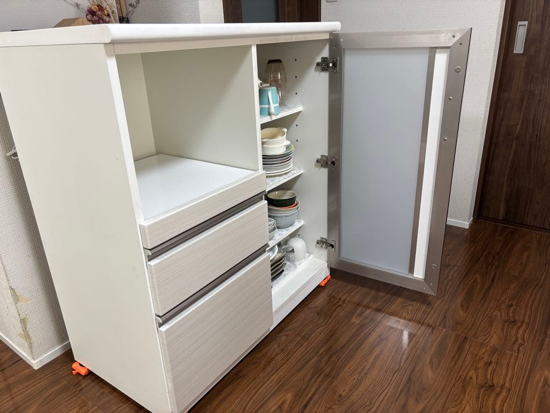 ニトリ　食器棚　レンジボード