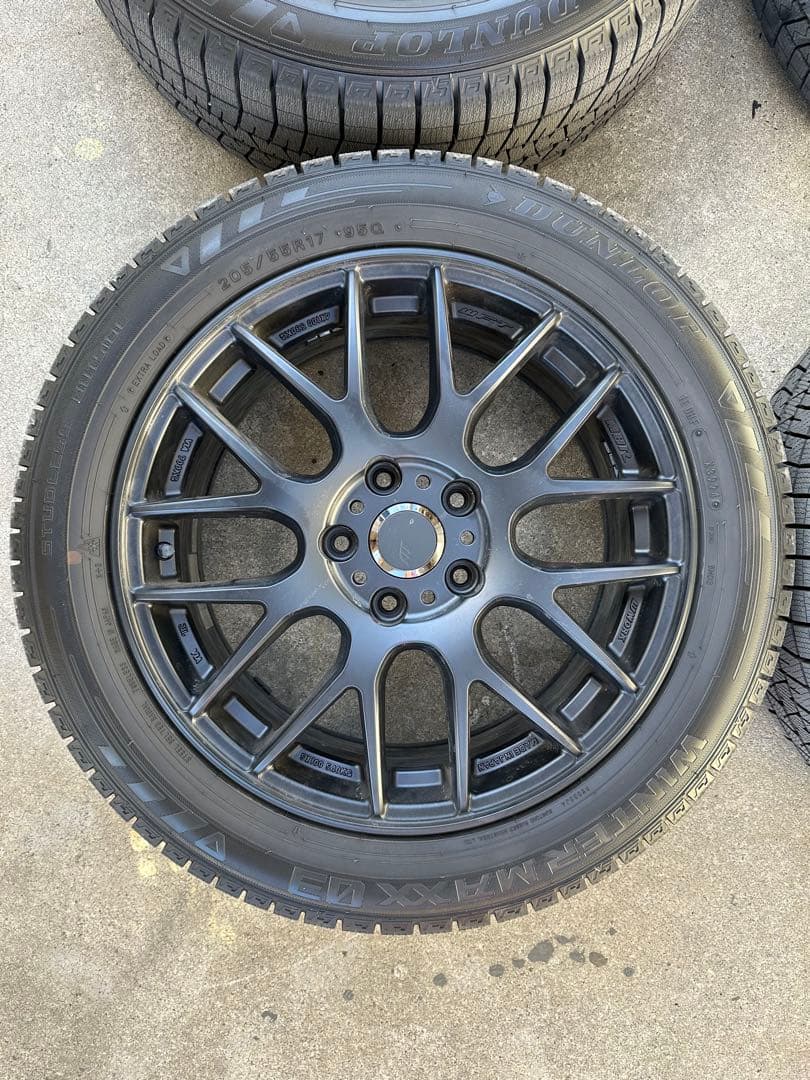 YJWORK エモーション　M8R 17インチ スタッドレスタイヤホイール