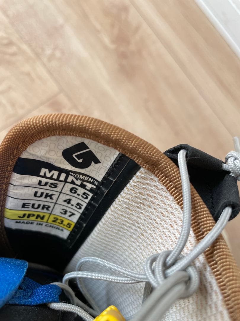 Burton Mint バートン　ミント スノーボードブーツ 女性用 23.5