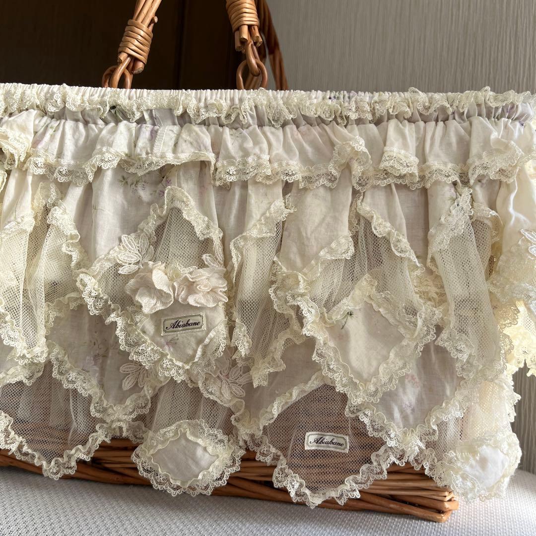 サエラ　アキアカネ　取っ手つき　バスケット