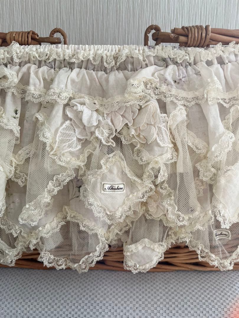 サエラ　アキアカネ　取っ手つき　バスケット