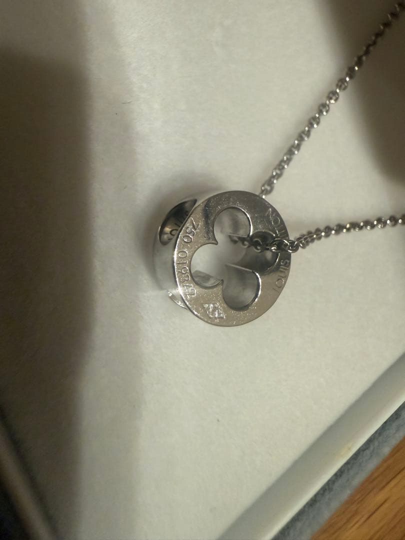 Louis Vitton パンダンティフ アンプラント K18WG