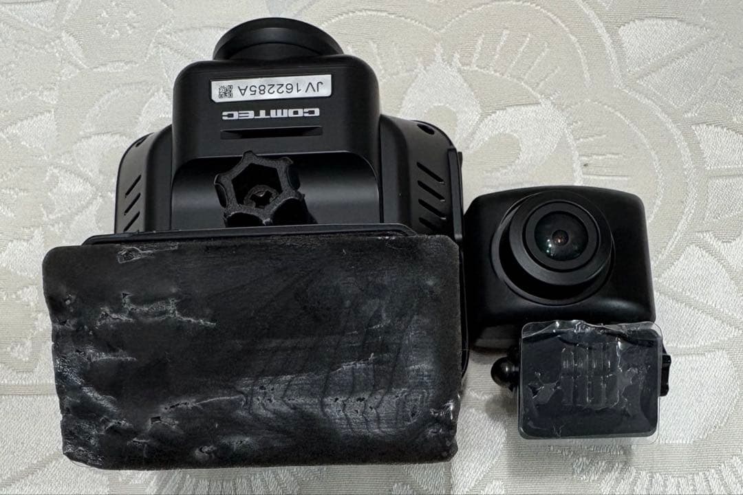 【送料無料❗️】コムテック ドライブレコーダー ZDR-037 本体、リアカメラ