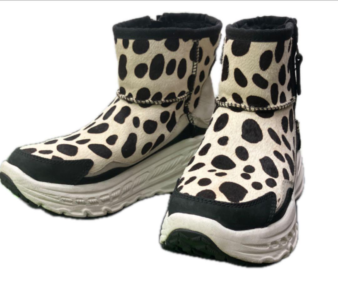 希少　UGG ショートブーツ ダルメシアン　ハラコ 軽い　厚底　23