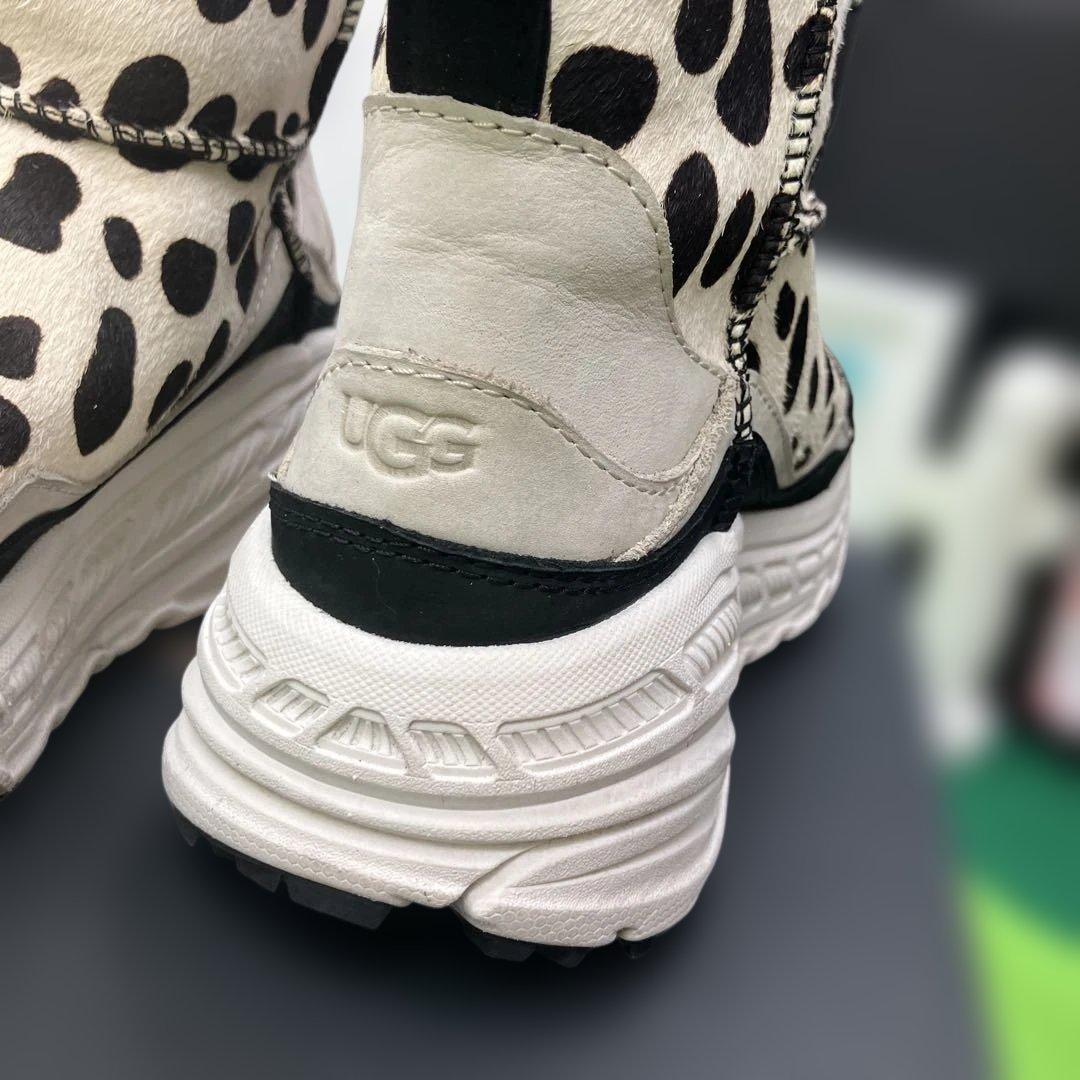 希少　UGG ショートブーツ ダルメシアン　ハラコ 軽い　厚底　23