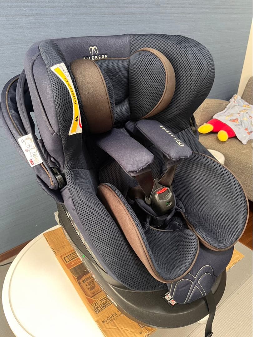 エールべべ　カーメイト　クルット5iグランス　ブルーブラン