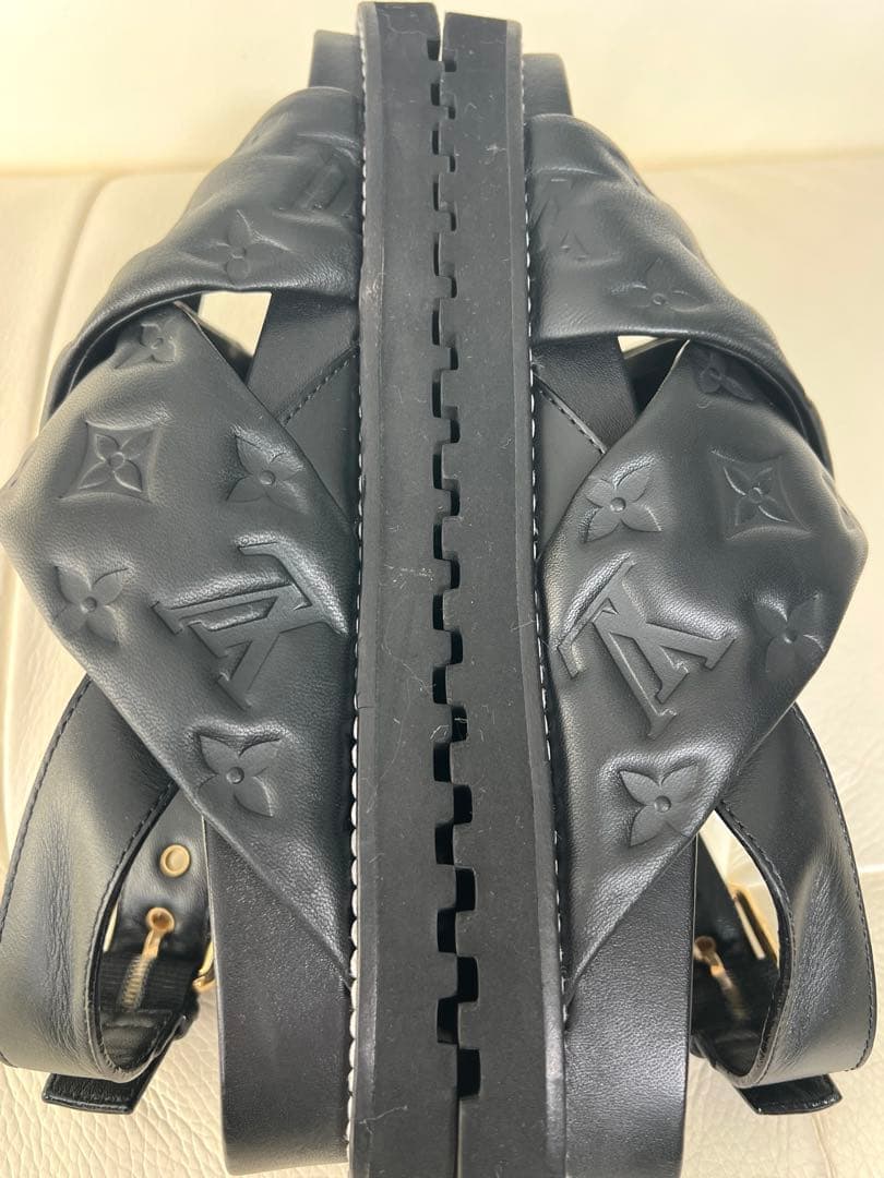 Louis Vuitton サンダル 極美品 未使用に近い 黒 サイズ３７.５