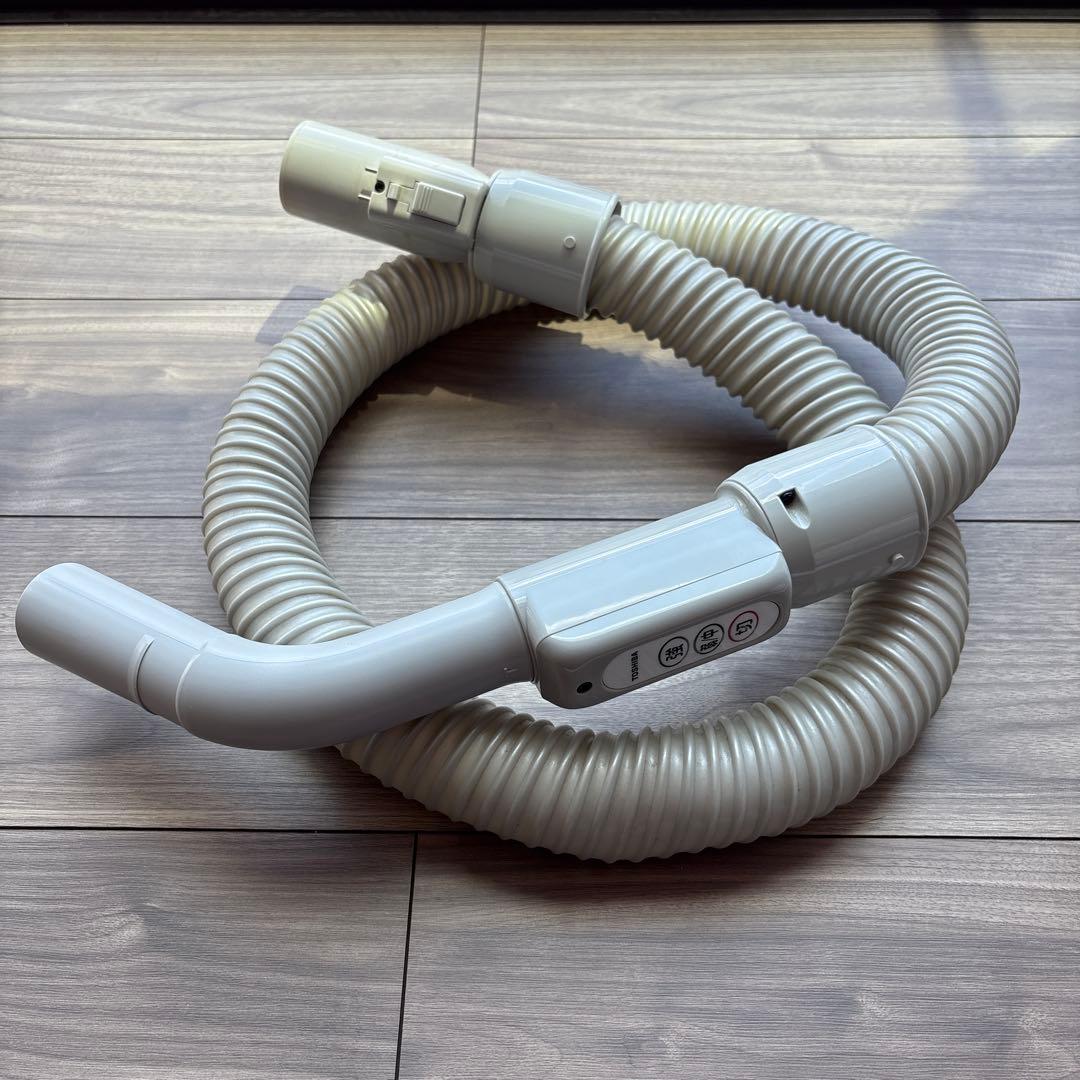 東芝 紙パック式掃除機 VC-B50K