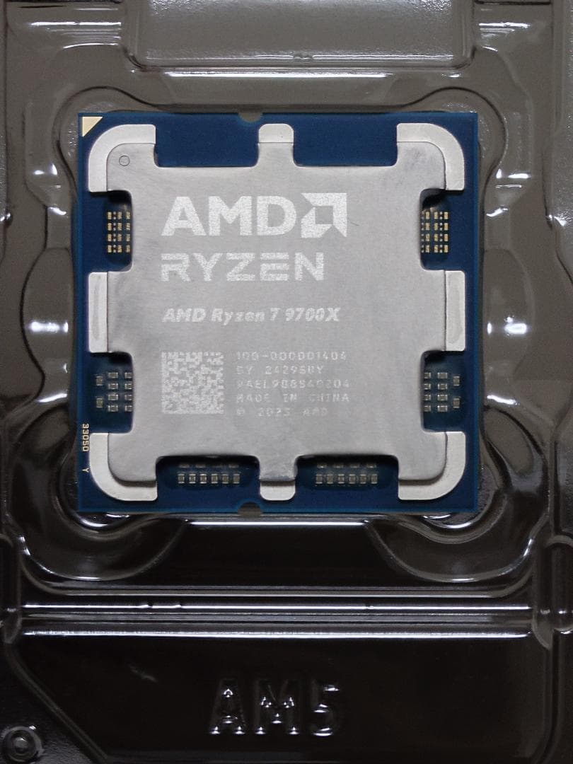 PCパーツ CPU AMD Ryzen 7 9700X