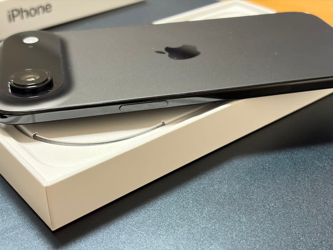 Apple iPhone air 256GB スペースブラック 国内版 本体