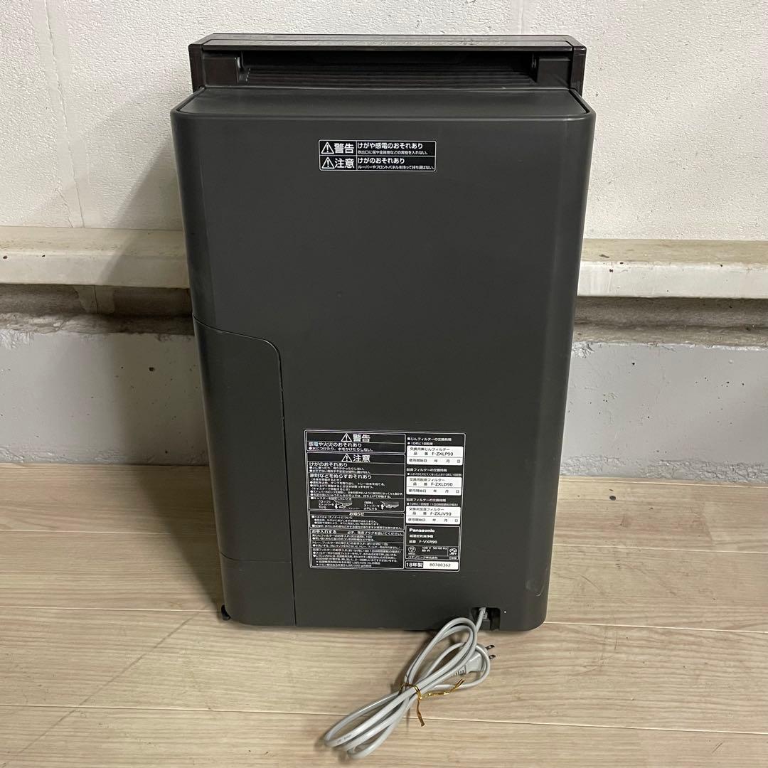 ⚫︎ 送料込み Panasonic F-VXR90 加湿空気清浄機 18年製