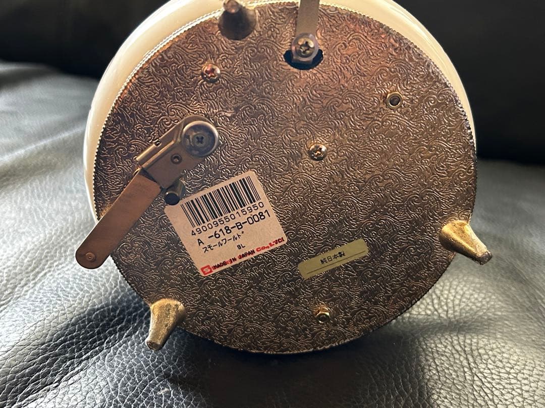 アンティーク　美しいメリーゴーランド オルゴール 陶器製