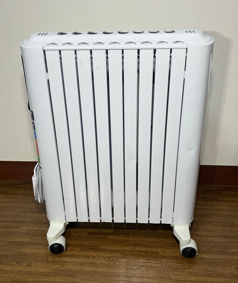 【良品】De'Longhi (デロンギ) オイルヒーター RHJ65L0915