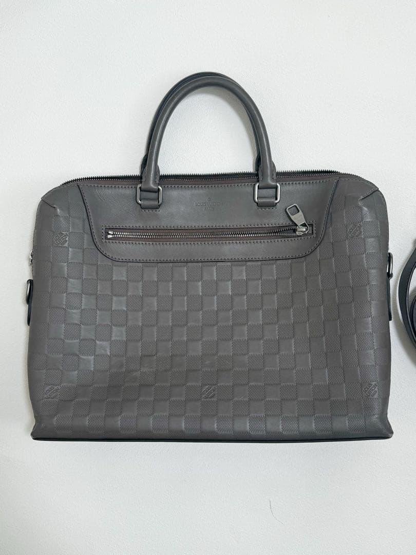 ルイヴィトン　LOUISVUITTON グレー レザー パソコンバッグ　ビジネス