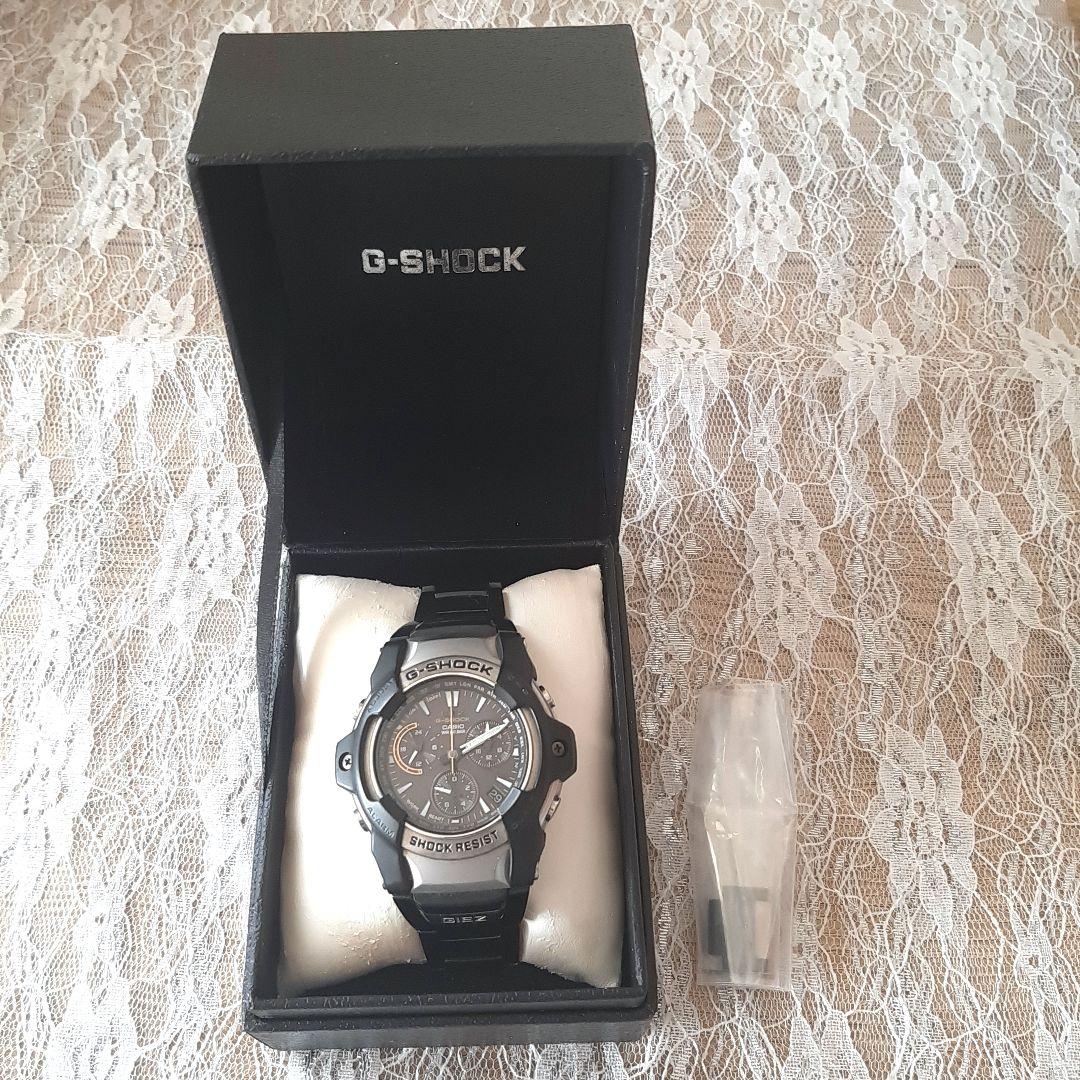 ✨稼働美品✨G-SHOCK GIEZ✨GS-1000D 電波ソーラー腕時計