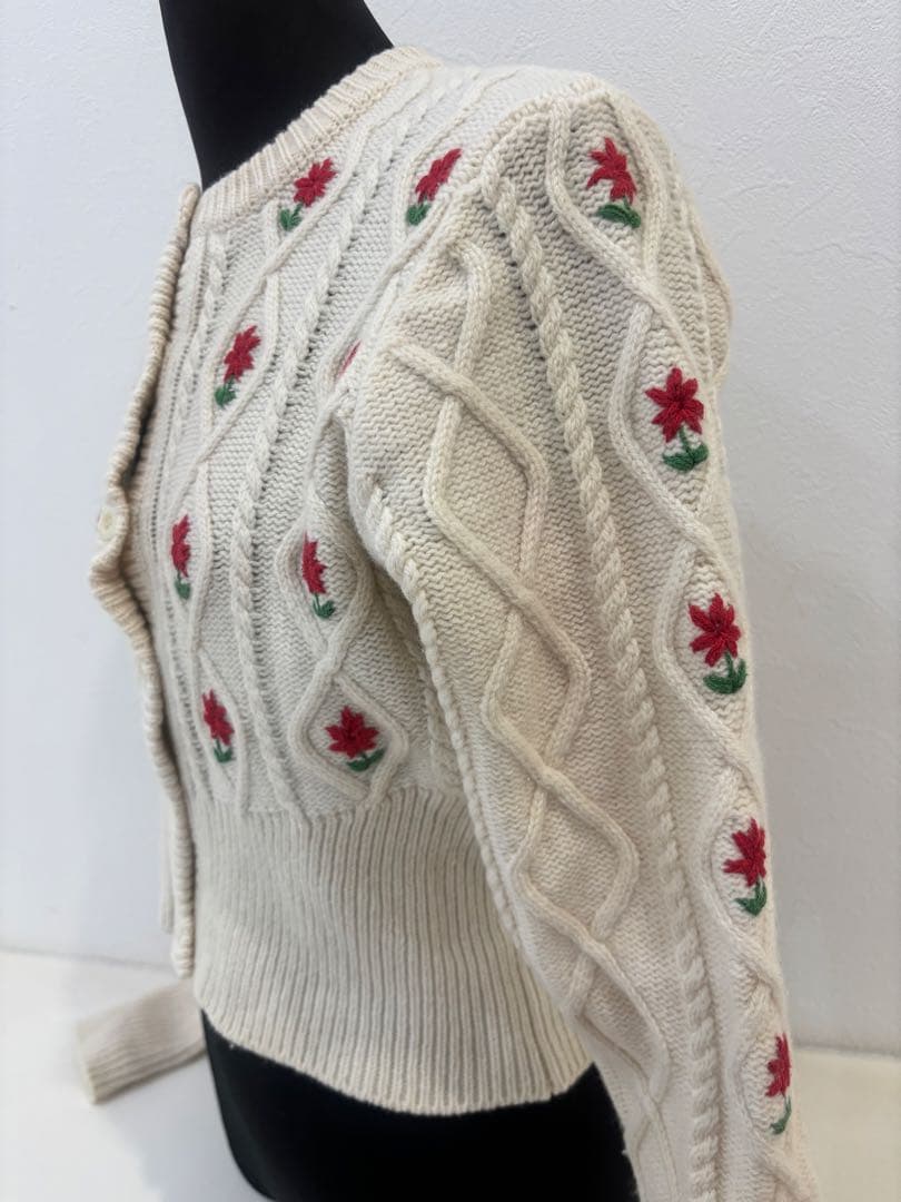 HOLIDAYホリデイフラワーニットカーディガン長袖ウール花柄刺繍ショート丈