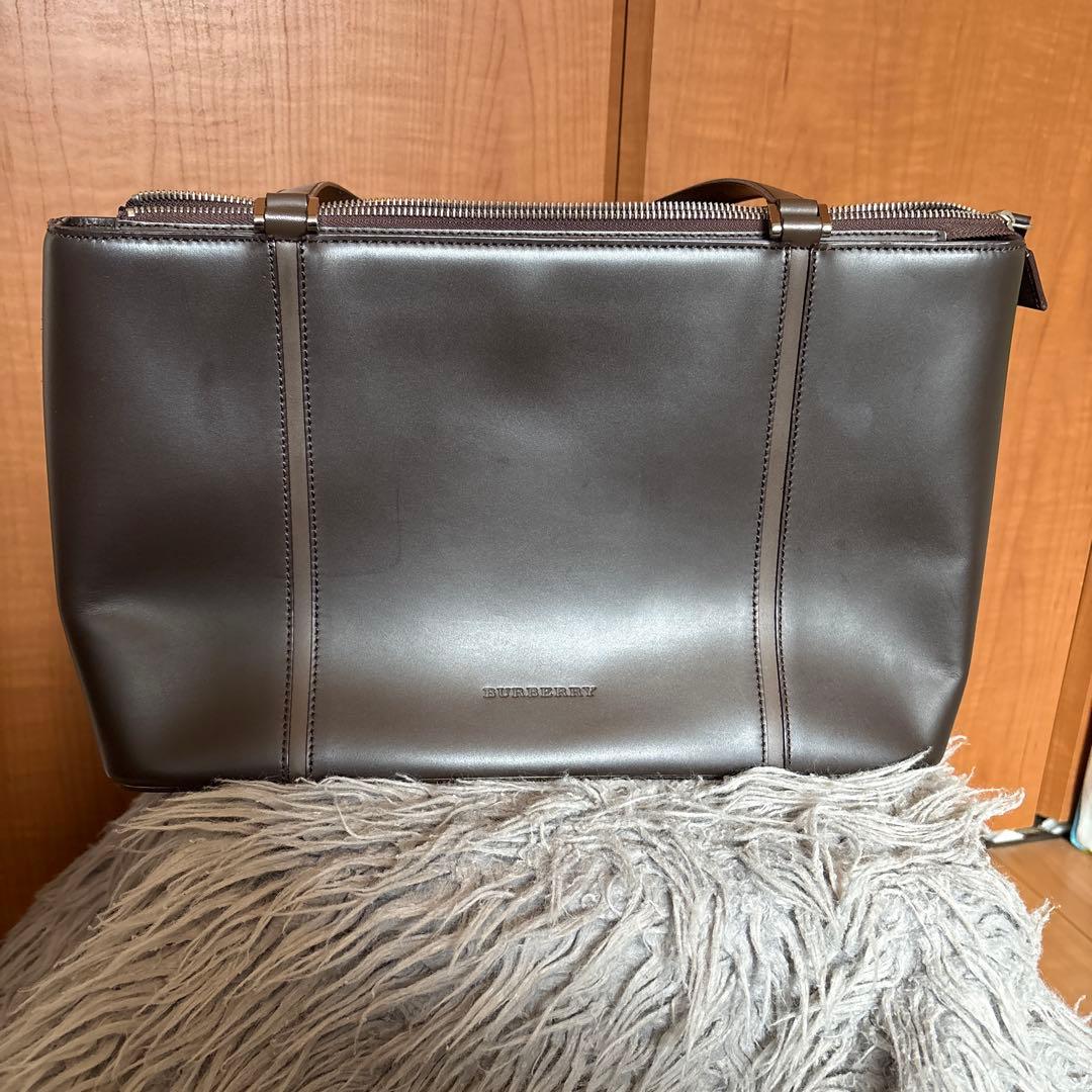 値下げしました【Burberry】ブラウンレザー ビジネスバッグ