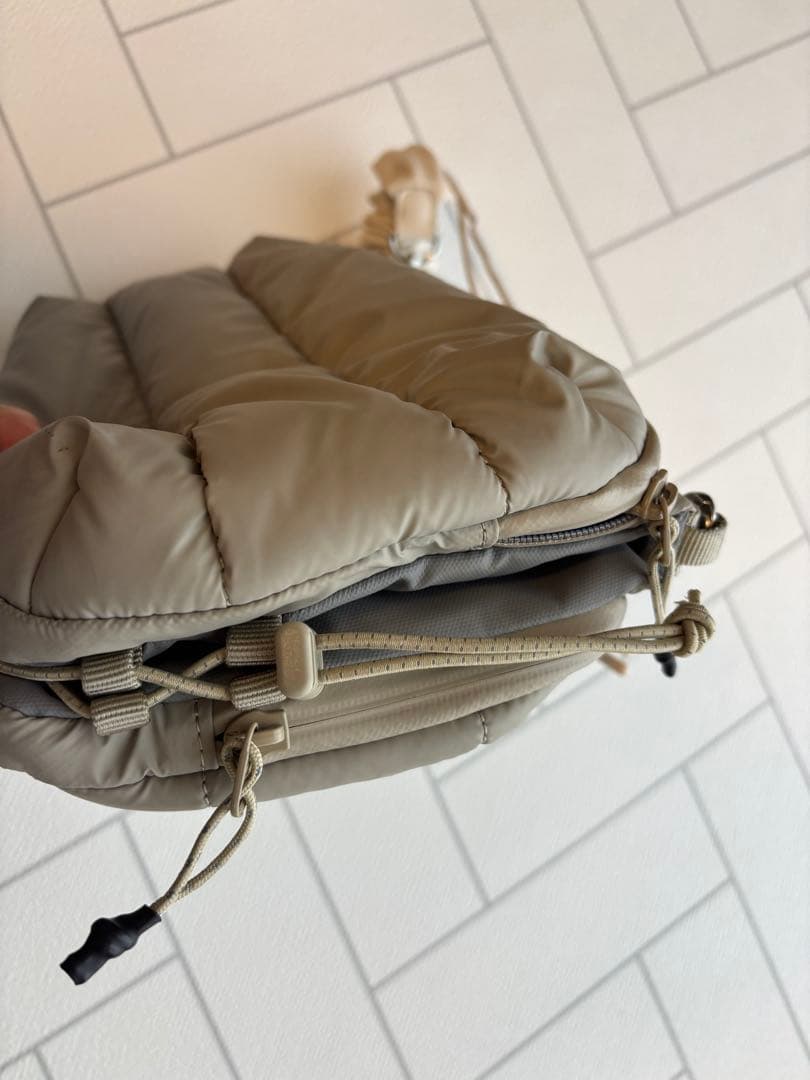 topologie ボトルサコッシュ　ラージ　ベージュ 【ストラップ付】