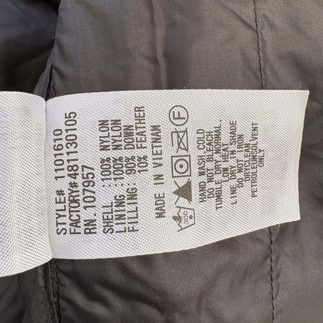 美品モンベル ライトアルパインダウンベスト(XL)ブラック系色