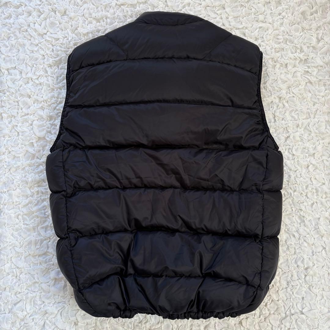 美品モンベル ライトアルパインダウンベスト(XL)ブラック系色