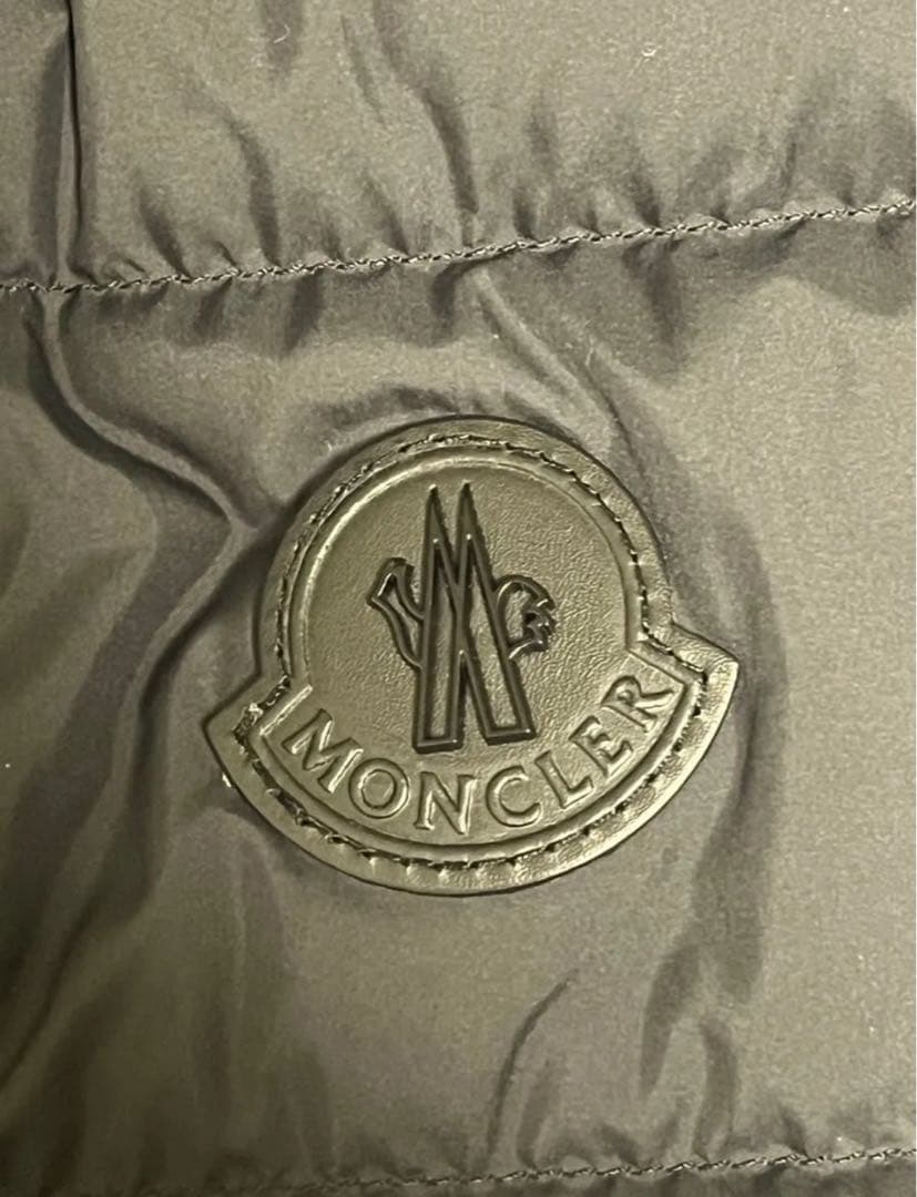 ゆきんこ【極美品】モンクレール　ダウンベスト　TREOMPAN　サイズ1