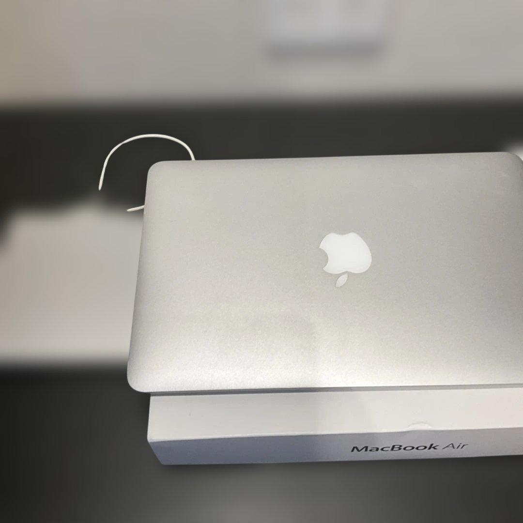 MacBook Air 本体 充電器付き