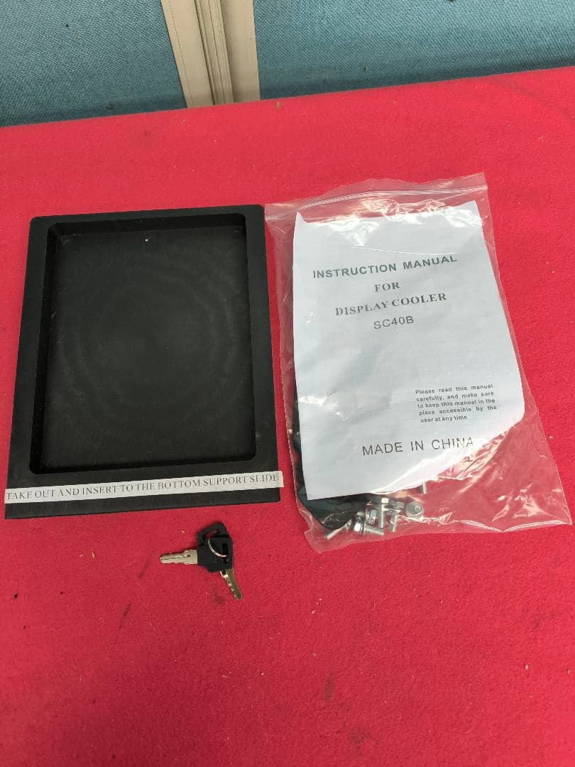 未使用品　ディスプレイクーラー/ ショーケース冷蔵庫 容量40L 　 SC40B