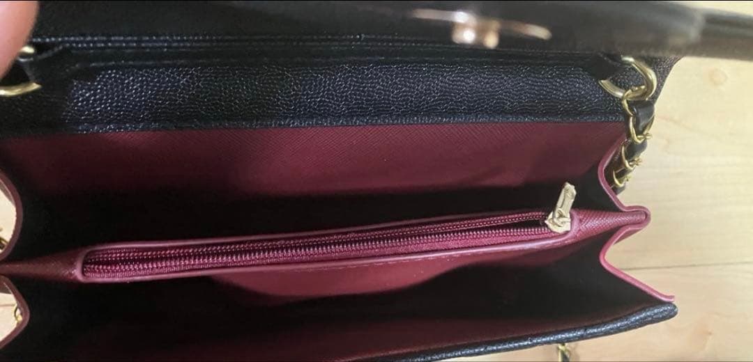 CHANEL ノベルティー　チェーンウォレット