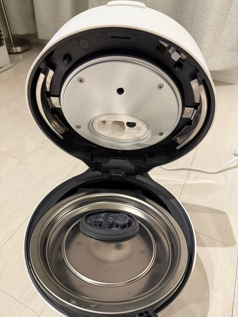 Panasonic 炊飯器 SR-R10A 2023年製