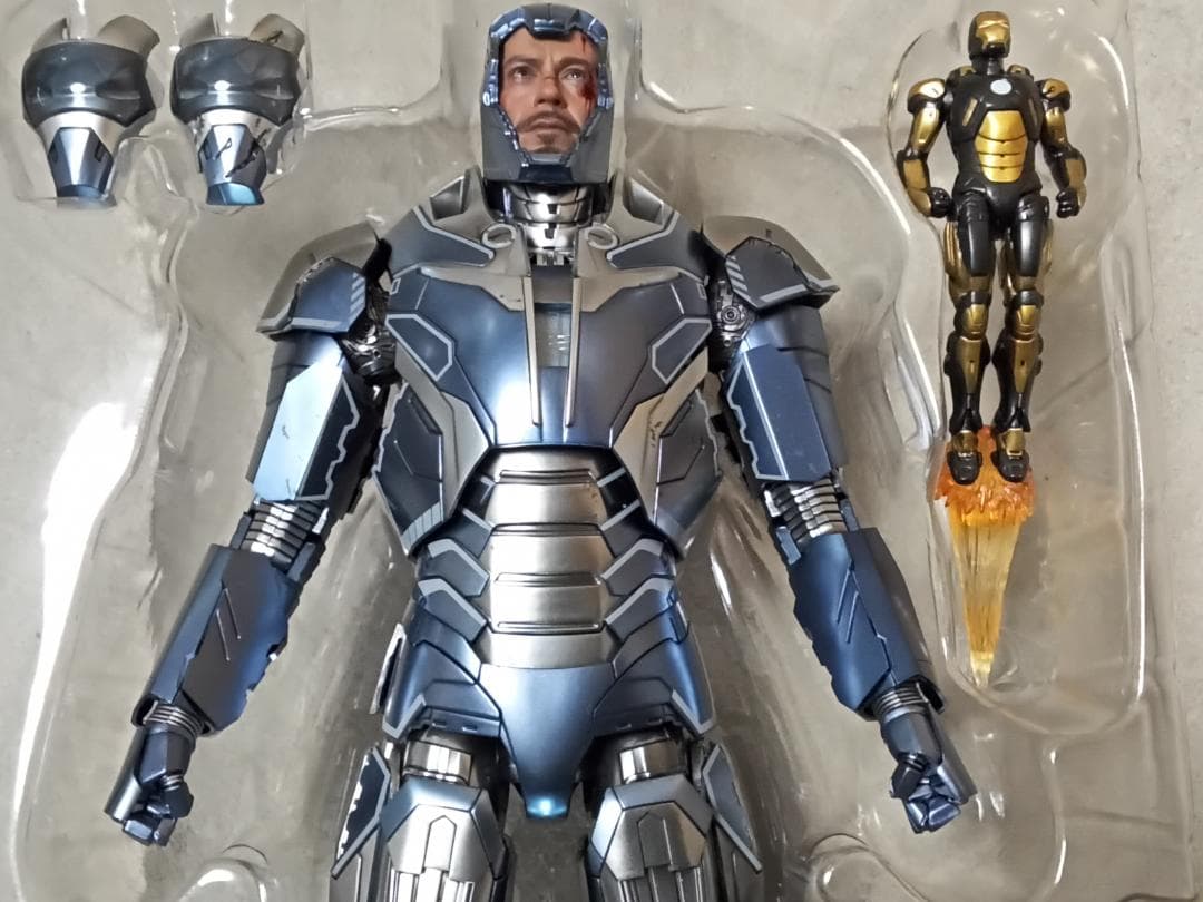 M*N様 ホットトイズ アイアンマン マーク40 ショットガン