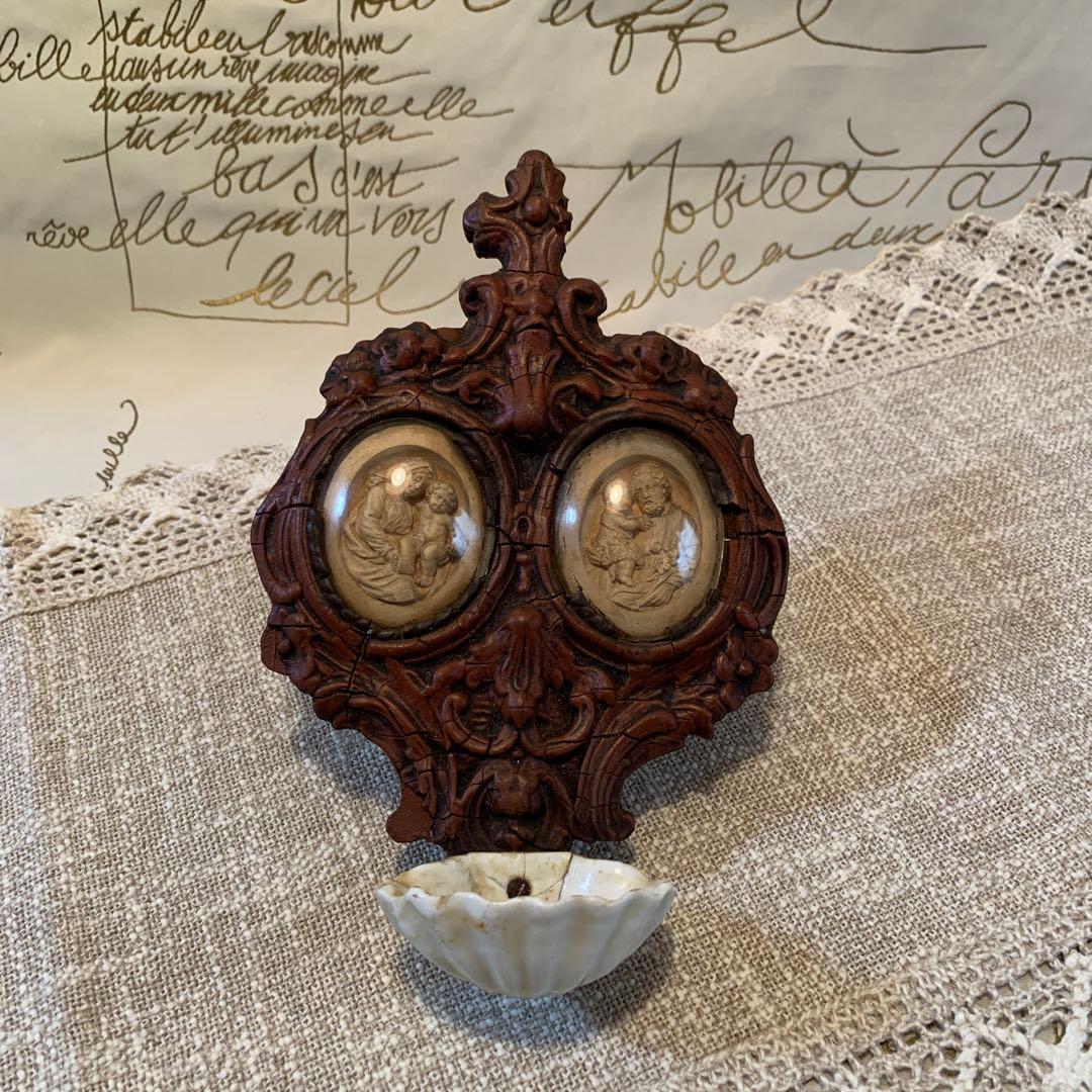 フランス製　アンティークのレアなメダイヨンのガラスドームが2個付いてます！繊細！