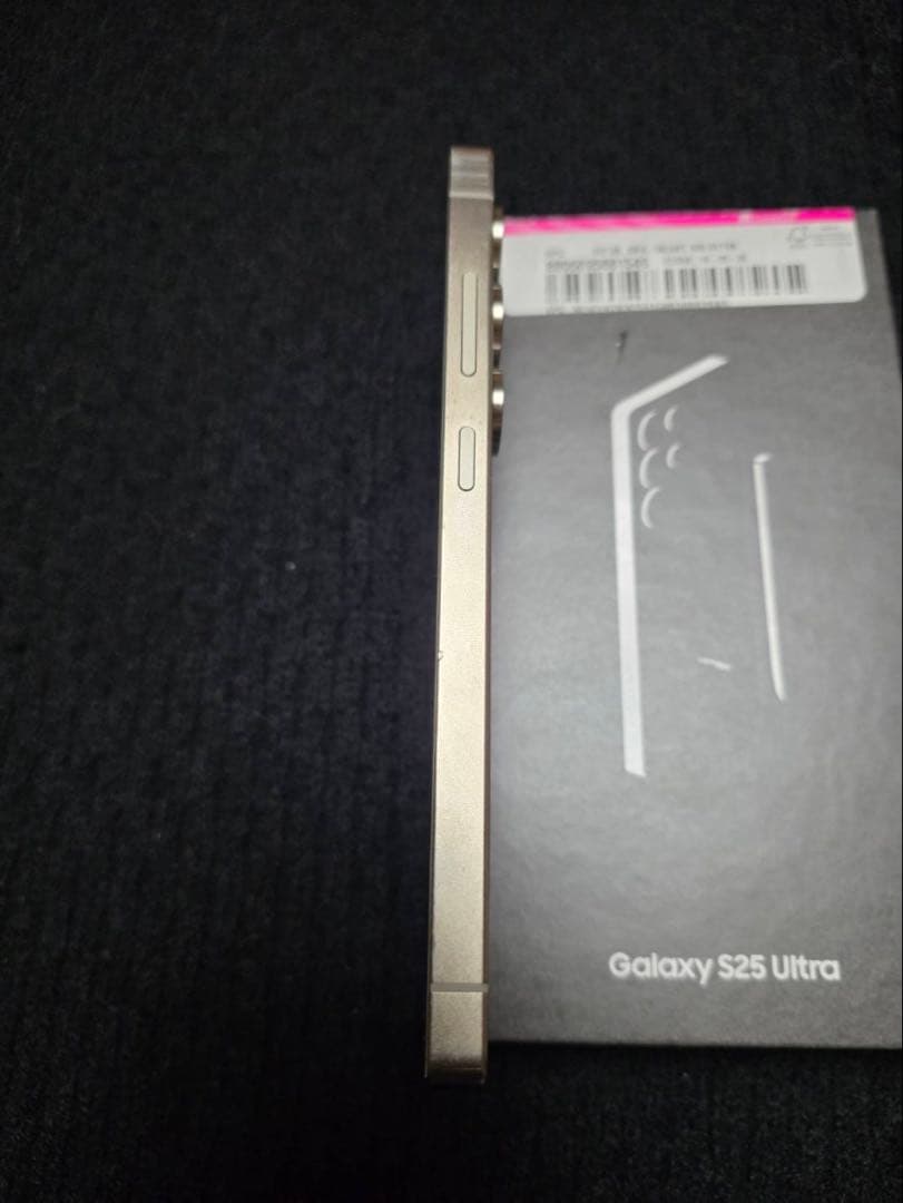 ​【海外版】Galaxy S25 Ultra 512GB シルバー SIMフリー