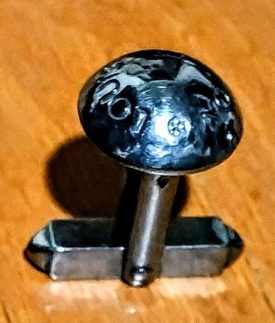 ルイヴィトン　ブラック球形カフスボタン