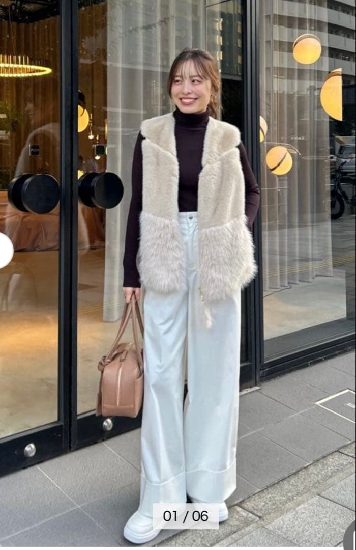 ルーニィLOUNIE 新作フェイクファージレ　今季完売品　新品タグ付