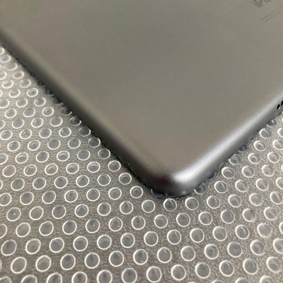 3403【早い者勝ち】iPad7 第7世代 32GB WIFIモデル☆