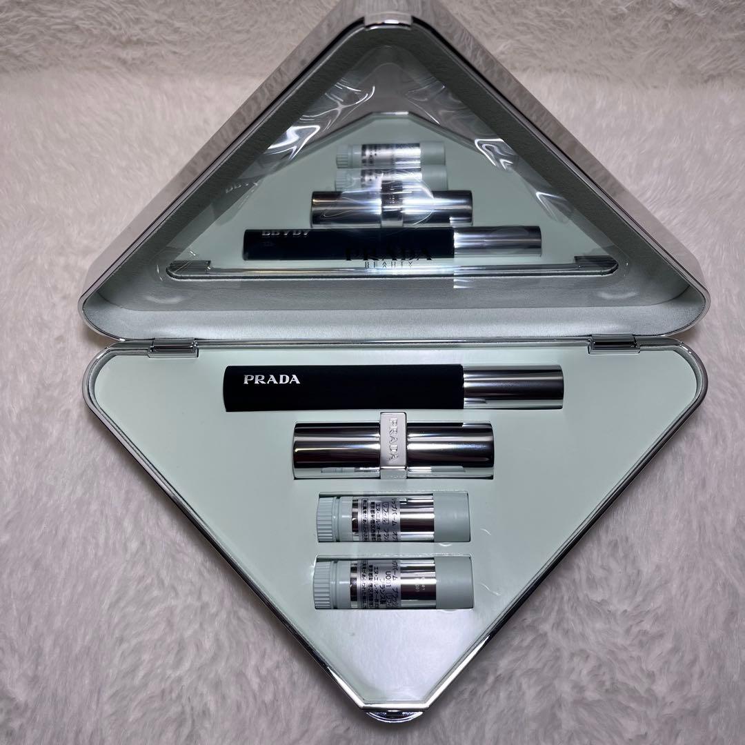 プラダ　ビューティークラッチセット
