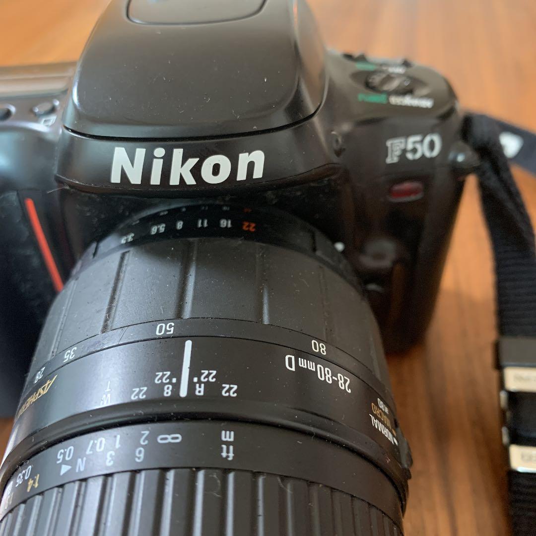 Nicon 一眼レフ　フィルムカメラ　望遠レンズ