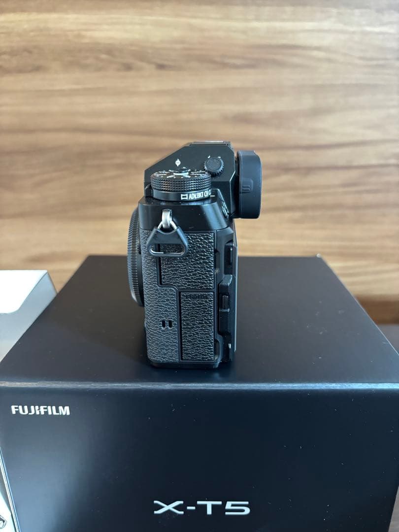 FUJIFILM X-T5 ミラーレス一眼カメラ