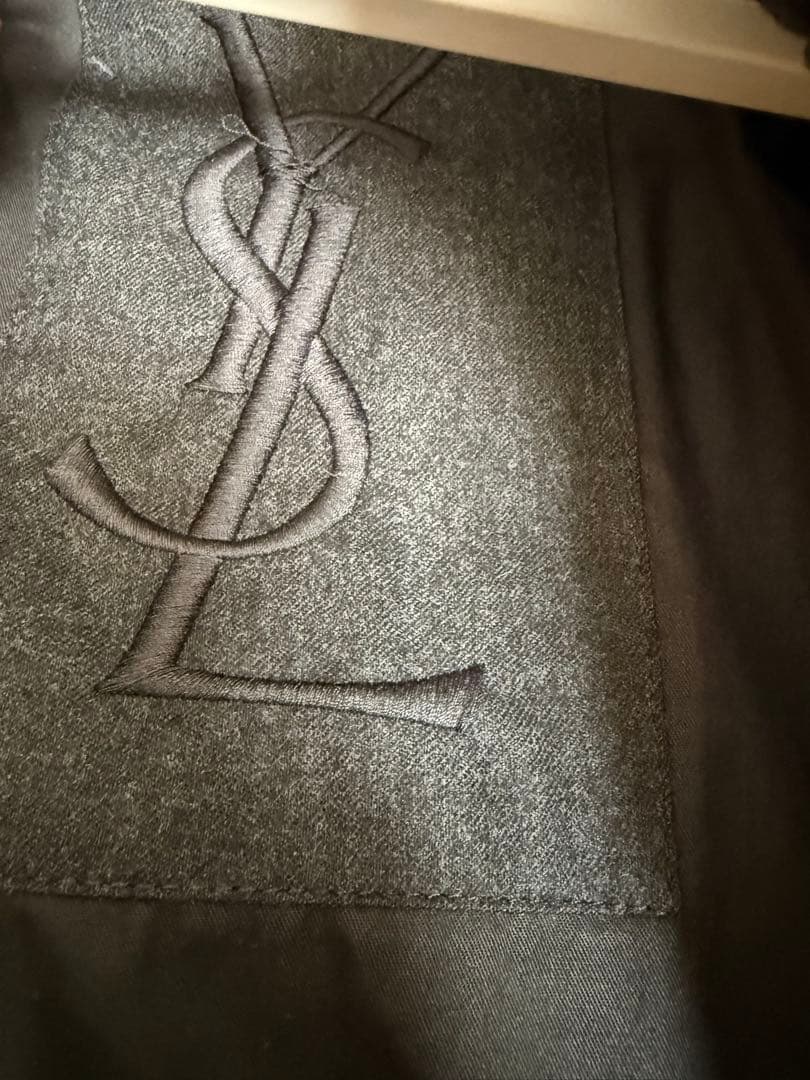 ダークグレー キルティングダウンジャケット