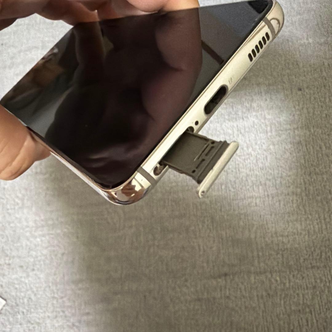 木*村様 中古品　スマートフォン本体及び付属品一式（SIMロック解除済み、初期化